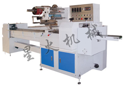 450無托盤全自動枕式食品包裝機(jī)